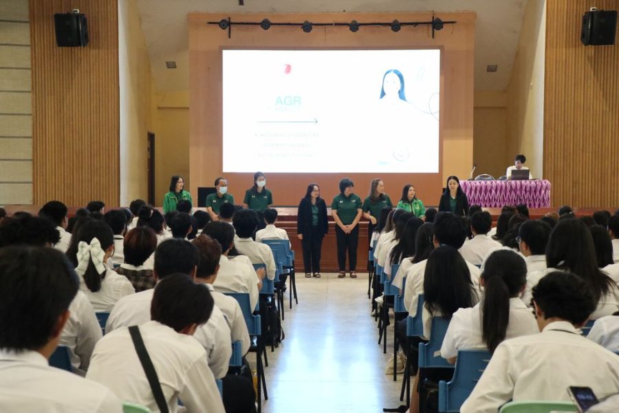 ภาพบรรยากาศการแนะนำคณาจารย์คณะเทคโนโลยีการเกษตร