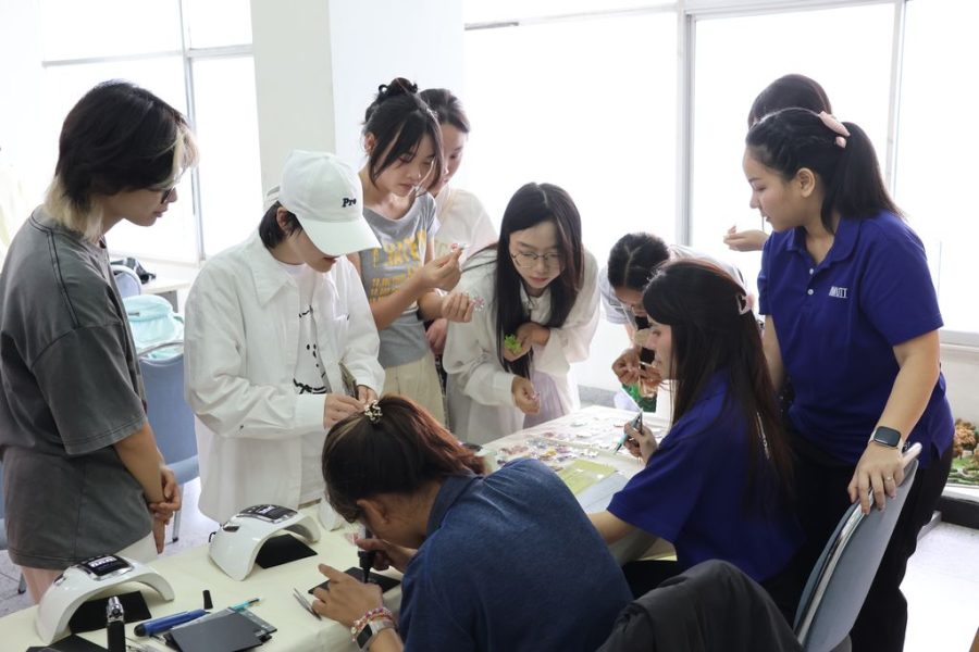 นักศึกษาต่างชาติร่วมกันทำ Work Shop เพาะเมล็ดพันธุ์พืช