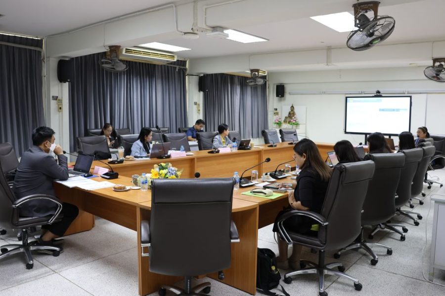 การนำเสนอการบริหารจัดการศึกษาของหลักสูตรนวัตกรรมและเทคโนโลยีการเกษตรในรอบปีการศึกษา 2567