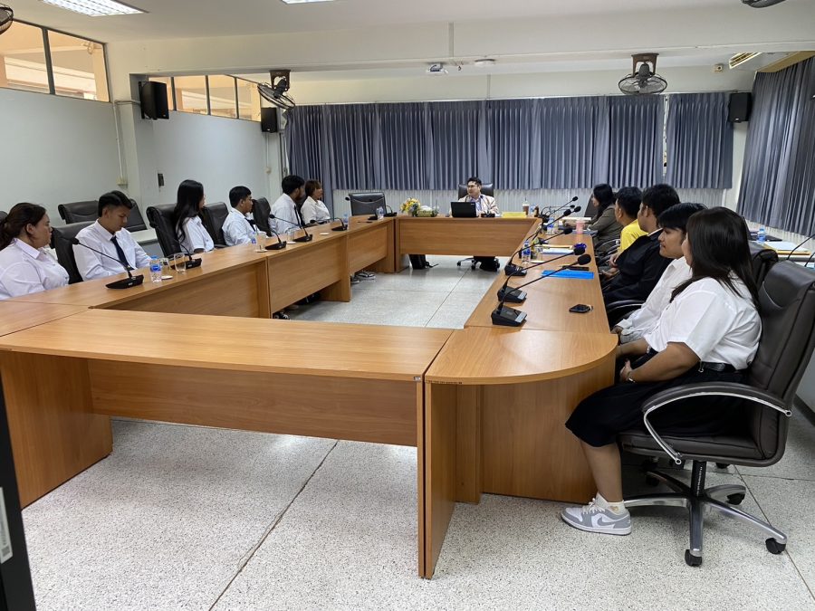 คณะกรรมการตรวจประเมินคุณภาพการศึกสาสัมภาษณ์นักศึกษาสาขาประมง