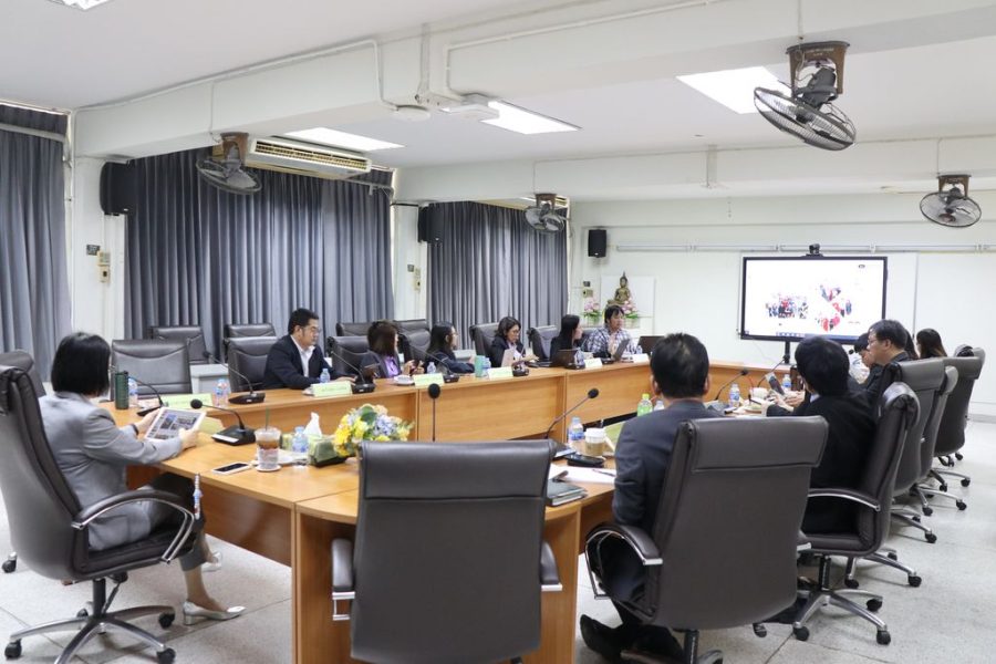 บรรยากาศการประชุมคณะกรรมการประจำคณะ ครั้งที่ 3/2568