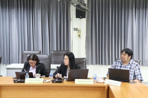 ผู้ช่วยคณบดี และหัวหน้าสาขาวิชา เข้าร่วมประชุมโดยพร้อมเพรียง
