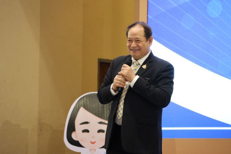 ท่านอธิการบดีเป็นประธานในพิธีเปิดโครงการ และกล่าวต้อนรับผู้เข้าร่วมสัมมนา