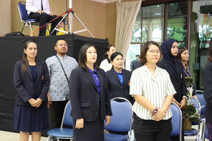 ผู้บริหาร และบุคลากรคณะเทคโนโลยีการเกษต่รเข้าร่วมพิธี