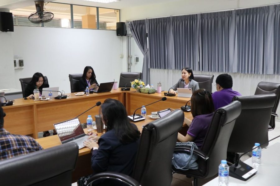 ภาพบรรยากาศภายในห้องประชุม