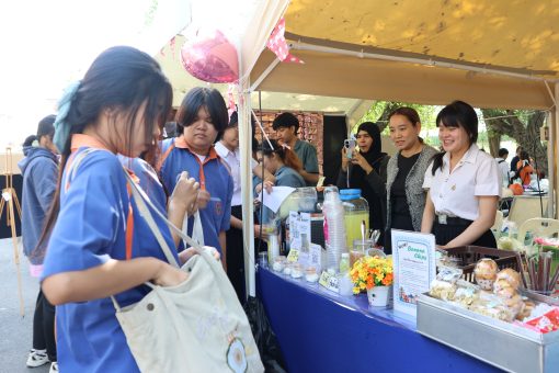 คณะเทคโนโลยีการเกษตร ร่วมจัดบูธ AgriTech Next Gen ในงาน RMUTT Open House 2026