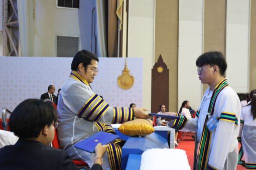 คณะเทคโนโลยีการเกษตร มทร.ธัญบุรี จัดซ้อมย่อยพิธีพระราชทานปริญญาบัตร ประจำปีการศึกษา ๒๕๖๗ เพื่อเตรียมความพร้อมให้แก่บัณฑิตก่อนเข้าร่วมพิธี