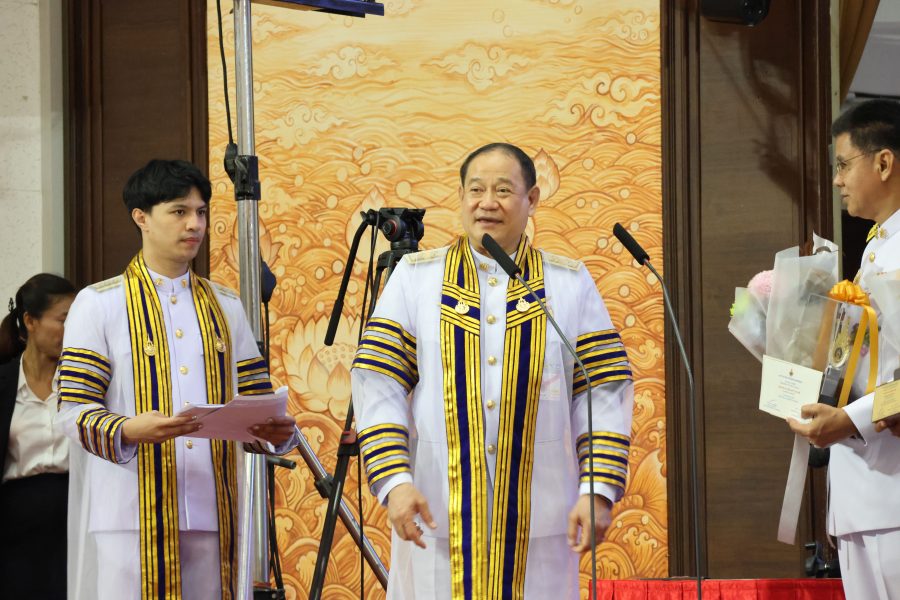 คณะเทคโนโลยีการเกษตร ร่วมแสดงความยินดีกับศิษย์เก่าดีเด่น ประจำปีการศึกษา 2567