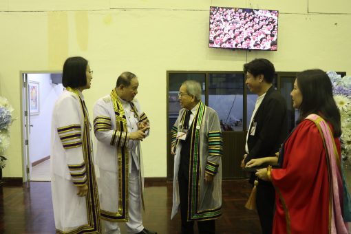 ร่วมแสดงความยินดีกับบัณฑิตกิตติมศักดิ์ คณะเทคโนโลยีการเกษตร ประจำปีการศึกษา 2567