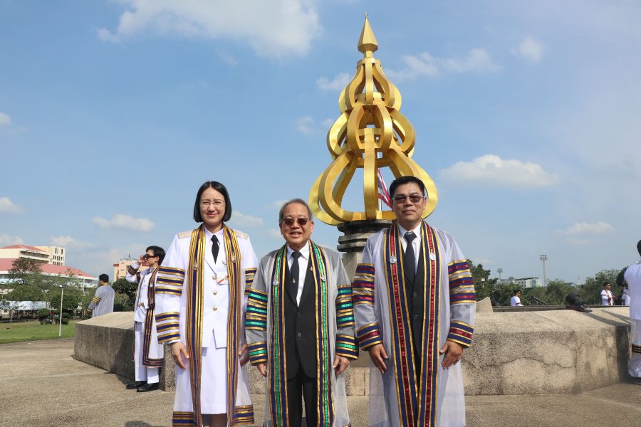 ร่วมแสดงความยินดีกับบัณฑิตกิตติมศักดิ์ คณะเทคโนโลยีการเกษตร ประจำปีการศึกษา 2567