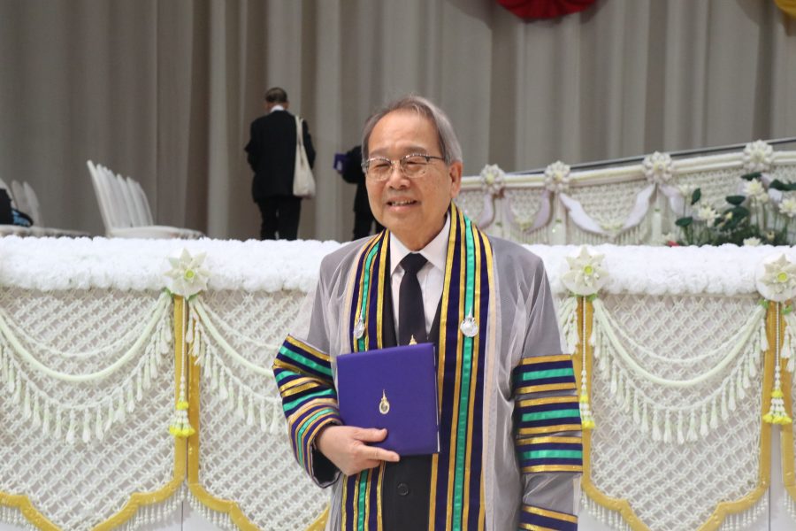 ร่วมแสดงความยินดีกับบัณฑิตกิตติมศักดิ์ คณะเทคโนโลยีการเกษตร ประจำปีการศึกษา 2567