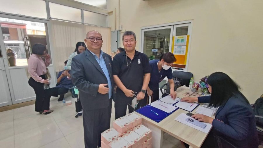 คณะเทคโนโลยีการเกษตร มทร.ธัญบุรี โดย ผศ.อมร อัศววงศ์ศานนท์ ร่วมเป็นกรรมการประเมินอาชีพพยาบาลสัตว์ ระดับ 5 ตามมาตรฐานของสถาบันคุณวุฒิวิชาชีพ ณ โรงพยาบาลสัตว์เมืองเอก