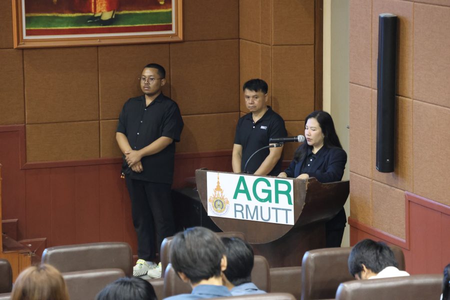 คณะเทคโนโลยีการเกษตร มทร.ธัญบุรี จัดอบรมโครงการพัฒนาทักษะด้านภาษาอังกฤษ ให้นักศึกษาระดับเข้าปริญญาตรี เตรียมความพร้อมก่อนทดสอบภาษาอังกฤษ