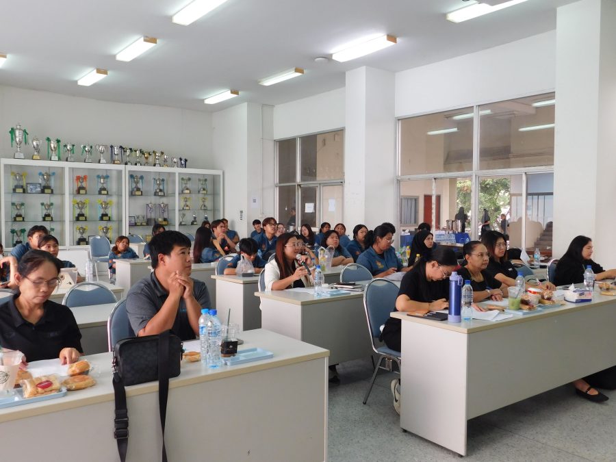 คณะเทคโนโลยีการเกษตร มทร.ธัญบุรี จัดโครงการบ่มเพาะผู้ประกอบการด้านการเกษตรอาหาร ระยะที่ 2