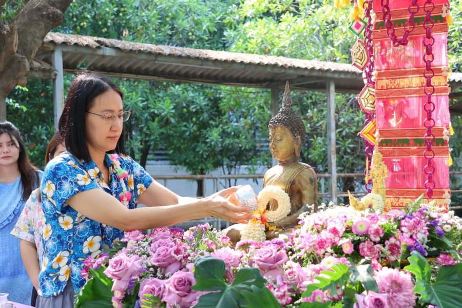 คณะเทคโนโลยีการเกษตร มทร.ธัญบุรี จัดพิธีสรงน้ำพระ เนื่องในเทศกาลสงกรานต์ 2569 สืบสานประเพณีไทยอย่างยั่งยืน