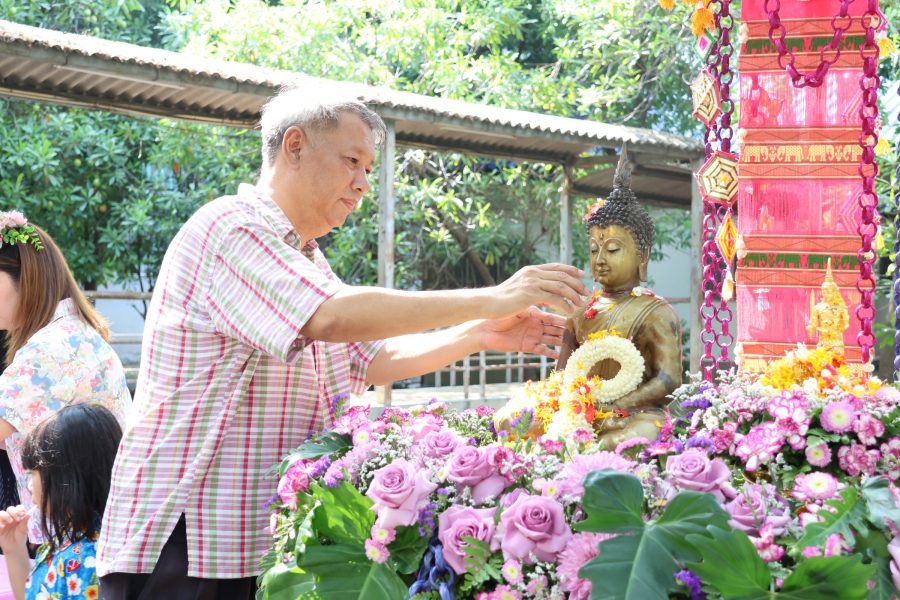 คณะเทคโนโลยีการเกษตร มทร.ธัญบุรี จัดพิธีสรงน้ำพระ เนื่องในเทศกาลสงกรานต์ 2569 สืบสานประเพณีไทยอย่างยั่งยืน