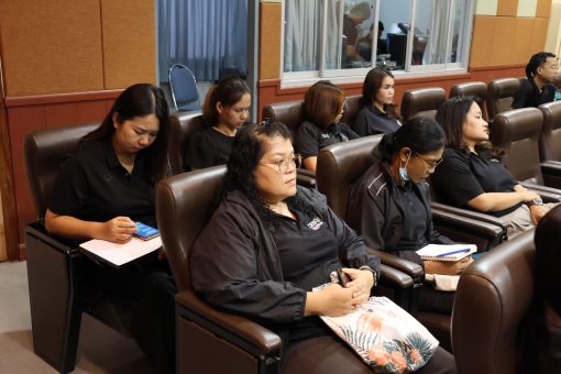 คณะเทคโนโลยีการเกษตร มทร.ธัญบุรี จัดอบรมเชิงปฏิบัติการพัฒนาศักยภาพบุคลากรสายวิชาการและสายสนับสนุน เสริมความรู้การขอตำแหน่งและการจัดทำผลงานอย่างถูกต้อง