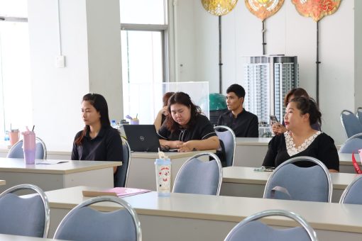 คณะเทคโนโลยีการเกษตร มทร.ธัญบุรี จัดอบรมเชิงปฏิบัติการพัฒนาศักยภาพบุคลากรสายวิชาการและสายสนับสนุน เสริมความรู้การขอตำแหน่งและการจัดทำผลงานอย่างถูกต้อง