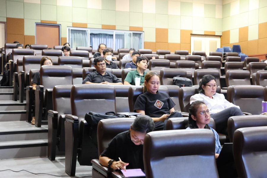 คณะเทคโนโลยีการเกษตร มทร.ธัญบุรี จัดอบรมเชิงปฏิบัติการพัฒนาศักยภาพบุคลากรสายวิชาการและสายสนับสนุน เสริมความรู้การขอตำแหน่งและการจัดทำผลงานอย่างถูกต้อง