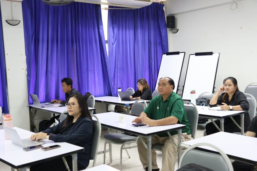 คณะเทคโนโลยีการเกษตร มทร.ธัญบุรี จัดอบรมพัฒนาศักยภาพนักวิจัย เสริมทักษะการเขียนข้อเสนอโครงการวิจัย พร้อมผลักดันงานวิจัยสู่การใช้ประโยชน์จริง