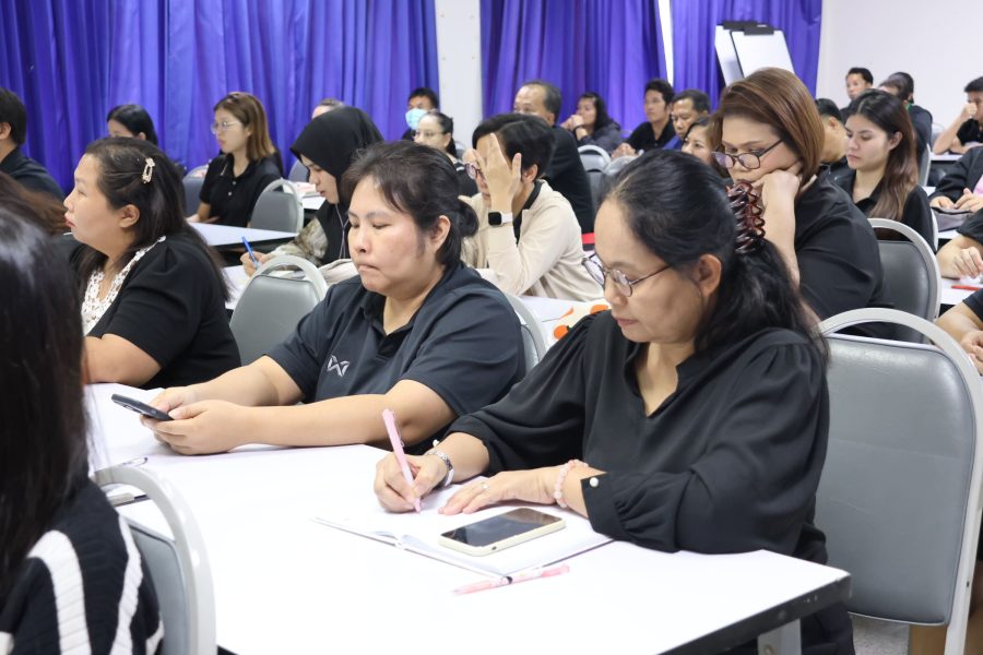 คณะเทคโนโลยีการเกษตร มทร.ธัญบุรี จัดประชุมคณาจารย์และบุคลากรเตรียมความพร้อมเปิดภาคเรียนที่ 1/2569