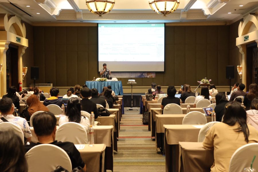 คณะเทคโนโลยีการเกษตร มทร.ธัญบุรี จัดโครงการ พัฒนานวัตกรรมการบริหารจัดการและการเรียนการสอน สร้างความร่วมมือในการพัฒนาระบบงานอย่างมีประสิทธิภาพและยั่งยืน