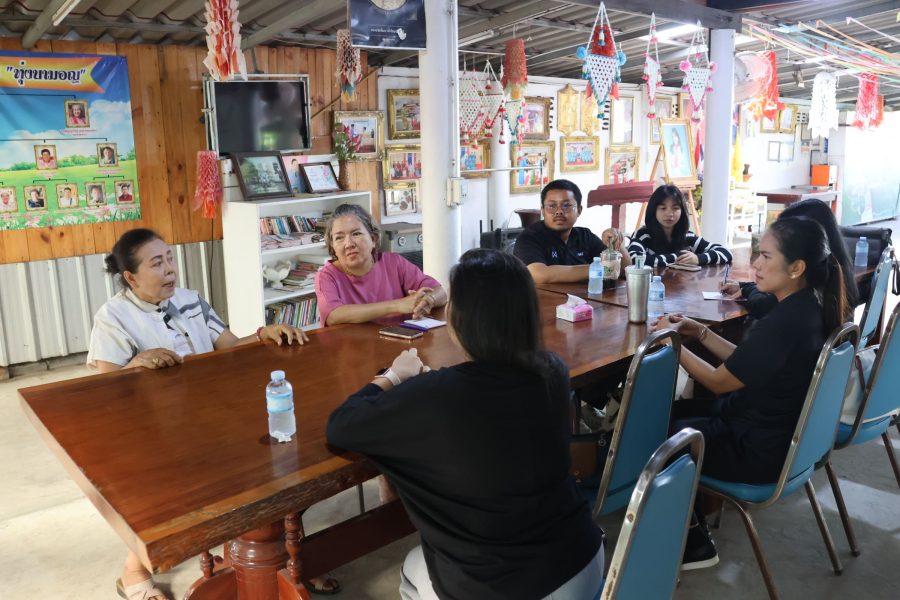 คณะเทคโนโลยีการเกษตร มทร.ธัญบุรี ลงพื้นที่วางแผน ส่งเสริมศิลปวัฒนธรรมชุมชน ณ ศูนย์เรียนรู้วิถีมอญ ส่งเสริมการเรียนรู้และอนุรักษ์วัฒนธรรมชุมชนอย่างยั่งยืน