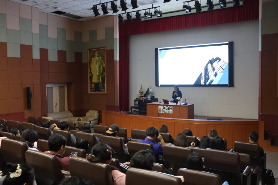คณะเทคโนโลยีการเกษตร มทร.ธัญบุรี จัดปฐมนิเทศนักศึกษาฝึกประสบการณ์วิชาชีพ เสริมทักษะสู่การทำงานจริง