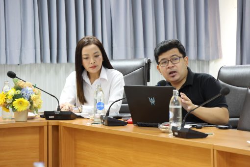 คณะเทคโนโลยีการเกษตร ร่วมกับสำนักวิทยบริการ และเทคโนโลยีสารสนเทศ มทร.ธัญบุรี หารือแนวทางพัฒนาเทคโนโลยีสารสนเทศของศูนย์รังสิต