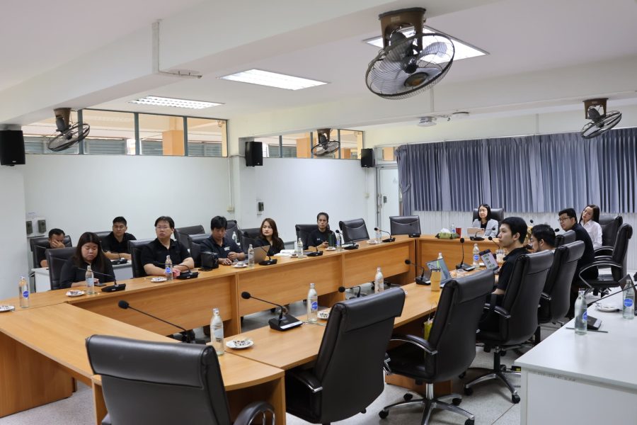 คณะเทคโนโลยีการเกษตร ร่วมกับสำนักวิทยบริการ และเทคโนโลยีสารสนเทศ มทร.ธัญบุรี หารือแนวทางพัฒนาเทคโนโลยีสารสนเทศของศูนย์รังสิต