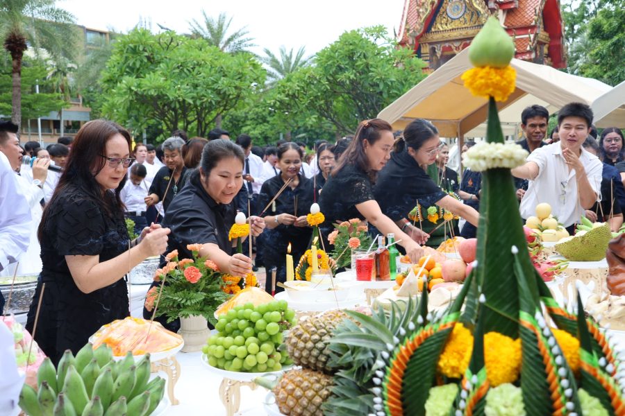 คณะเทคโนโลยีการเกษตร มทร.ธัญบุรี จัดพิธีบวงสรวงองค์พ่อพระพิรุณทรงนาค เสริมสิริมงคลรับปีการศึกษาใหม่ 2569