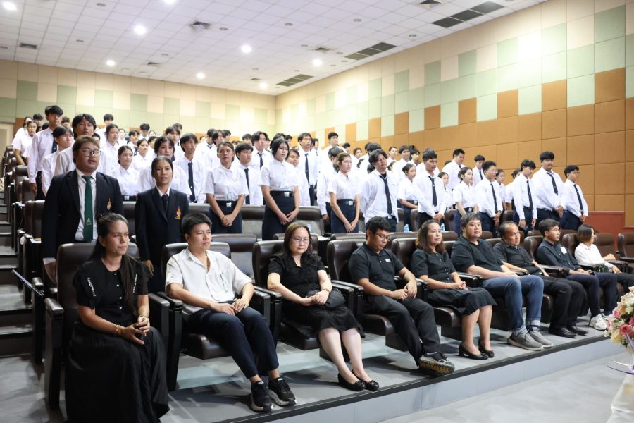 นักศึกษาใหม่คณะเทคโนโลยีการเกษตร มทร.ธัญบุรี ร่วมพิธีไหว้ครู ประจำปีการศึกษา 2569 แสดงความกตัญญูต่อครูอาจารย์