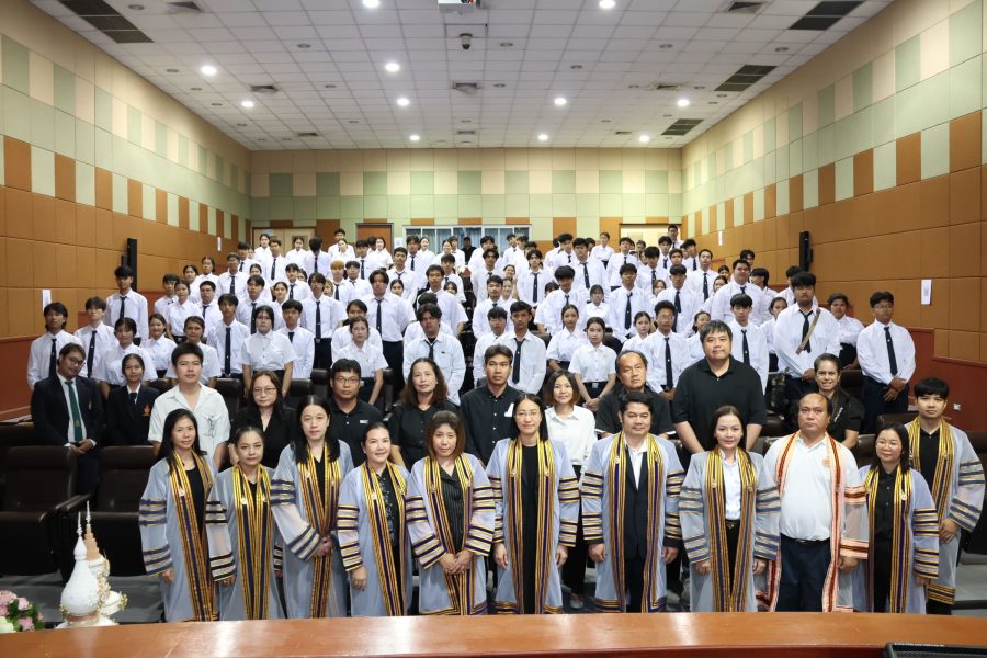 นักศึกษาใหม่คณะเทคโนโลยีการเกษตร มทร.ธัญบุรี ร่วมพิธีไหว้ครู ประจำปีการศึกษา 2569 แสดงความกตัญญูต่อครูอาจารย์