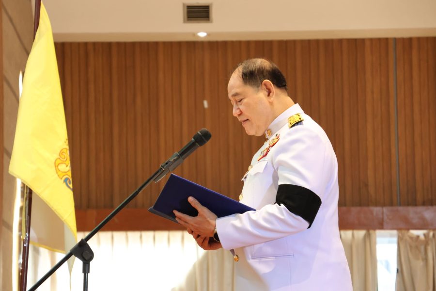 คณะเทคโนโลยีการเกษตร มทร.ธัญบุรี ร่วมพิธีเจริญพระพุทธมนต์และถวายสัตย์ปฏิญาณ เนื่องในวันเฉลิมพระชนมพรรษาพระบาทสมเด็จพระวชิรเกล้าเจ้าอยู่หัว ประจำปี 2569