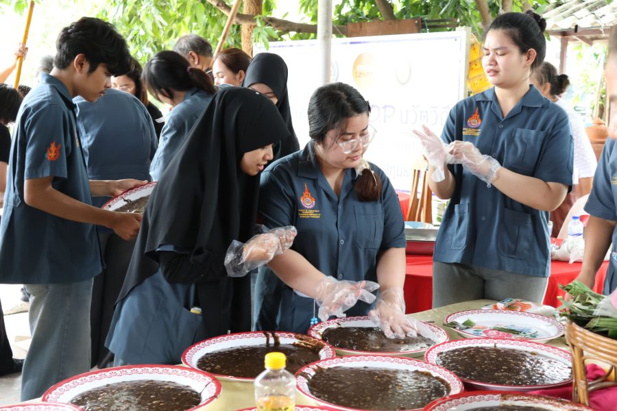 คณะเทคโนโลยีการเกษตร มทร.ธัญบุรี สืบสานภูมิปัญญา ”กะละแมชาวมอญ” เรียนรู้วิถีชุมชน สู่การยกระดับอัตลักษณ์และเพิ่มมูลค่าผลิตภัณฑ์