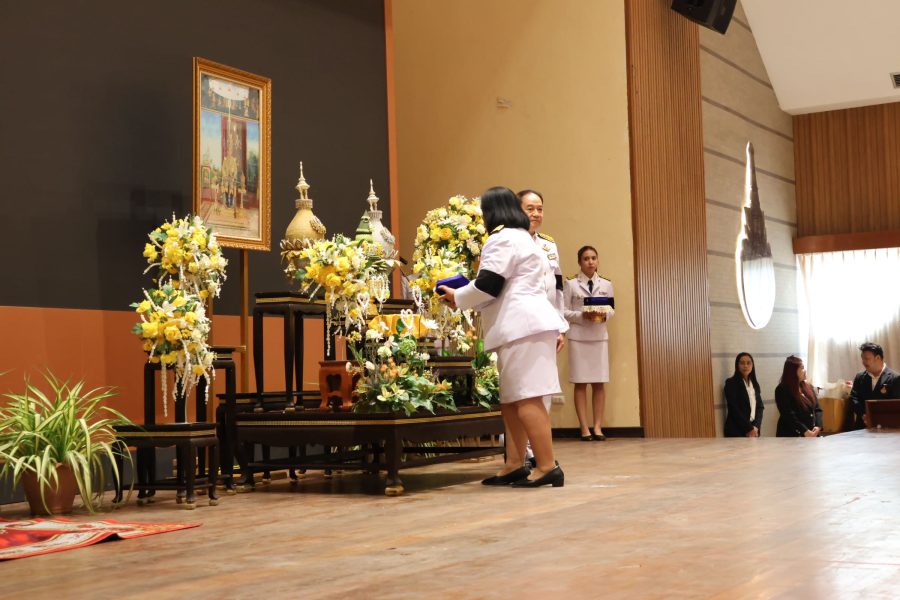 คณะเทคโนโลยีการเกษตร มทร.ธัญบุรี ร่วมพิธีรับพระราชทานเครื่องราชอิสริยาภรณ์ ชั้นสายสะพาย ประจำปี 2568