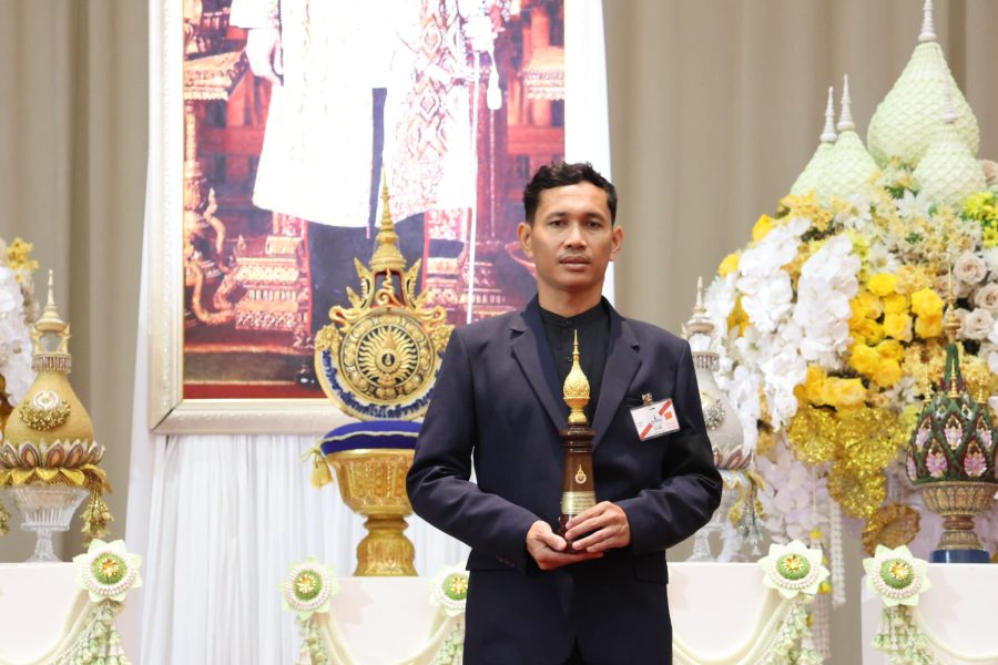 คณะเทคโนโลยีการเกษตร มทร.ธัญบุรี ร่วมพิธีน้อมรำลึกในพระมหากรุณาธิคุณ เนื่องในวันคล้ายวันพระราชทานนาม “ราชมงคล” พร้อมร่วมแสดงความยินดีผู้ได้รับรางวัลราชมงคลสรรเสริญ ประจำปี 2569
