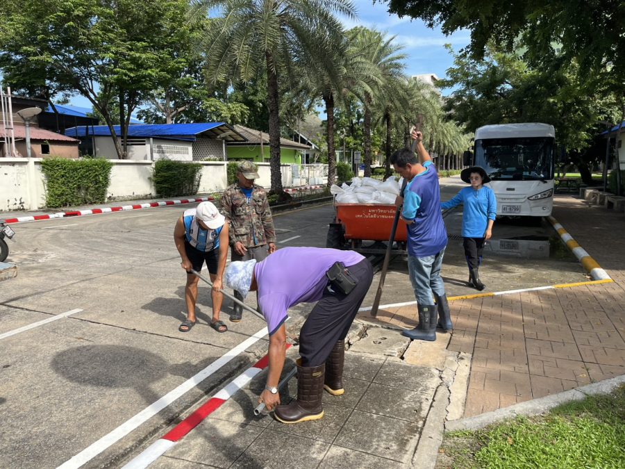 คณะเทคโนโลยีการเกษตร มทร.ธัญบุรี ผนึกกำลังเตรียมพร้อมรับมืออุทกภัยในพื้นที่ศูนย์รังสิต