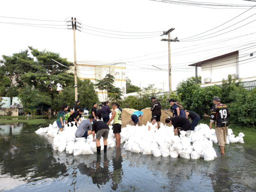 คณะเทคโนโลยีการเกษตร มทร.ธัญบุรี ผนึกกำลังเตรียมพร้อมรับมืออุทกภัยในพื้นที่ศูนย์รังสิต